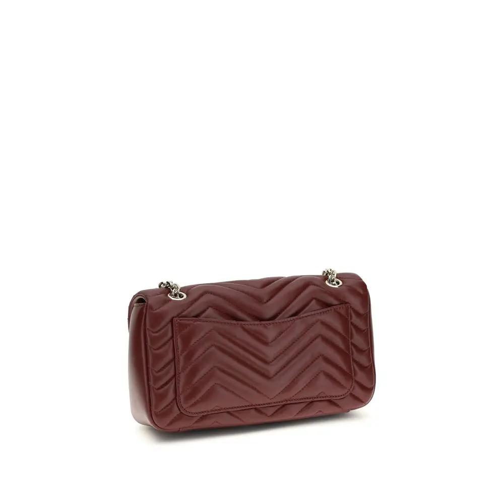 Gucci GG Marmont medium shoulder bag burgundy quilted leather three-quarter front view
