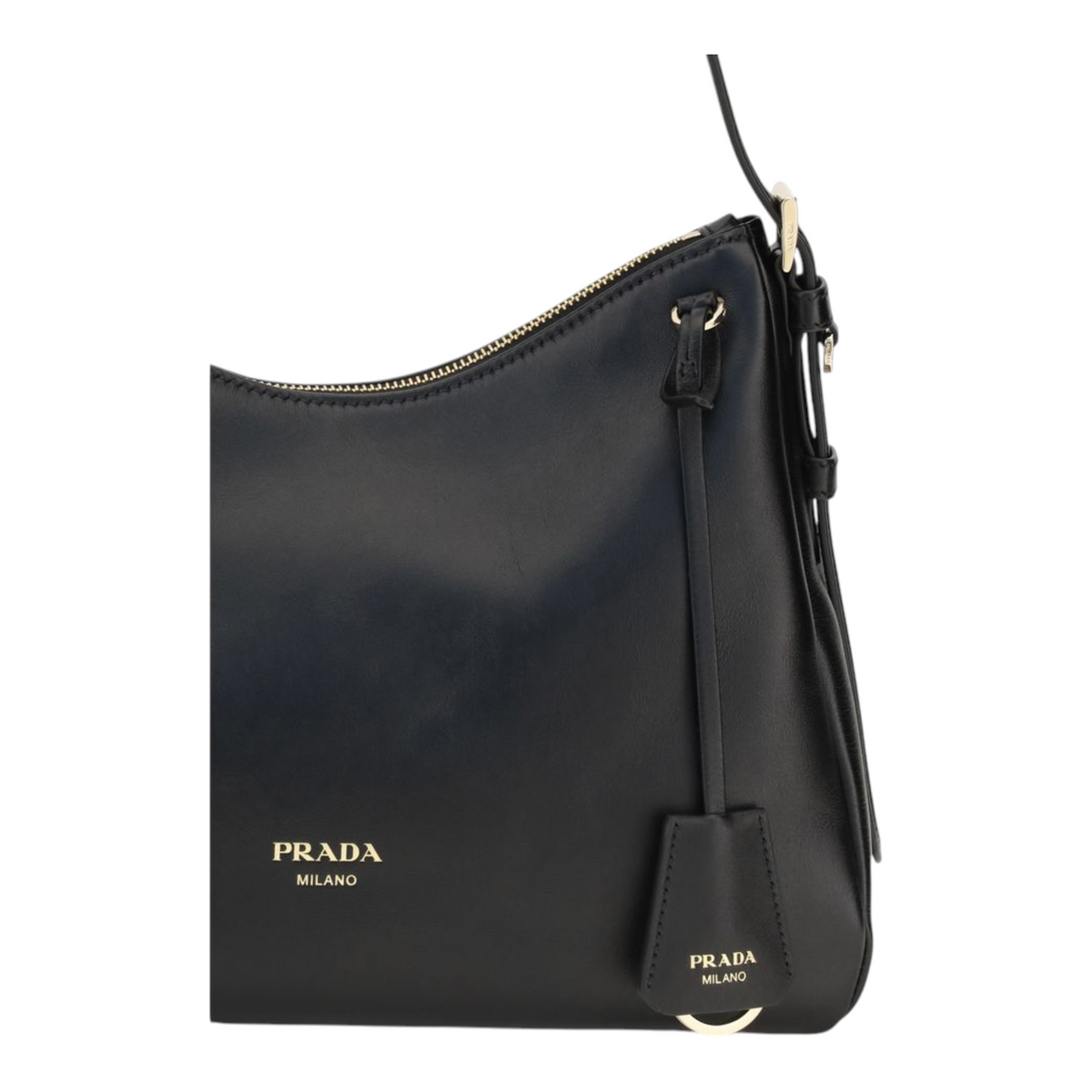 Bolso de hombro Prada Aimée negro de piel vintage con logo laminado y charm de llave, disponible en XT & Co.