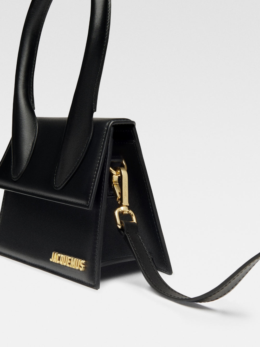 Jacquemus Le Chiquito Moyen black leather shoulder bag gold hardware side view