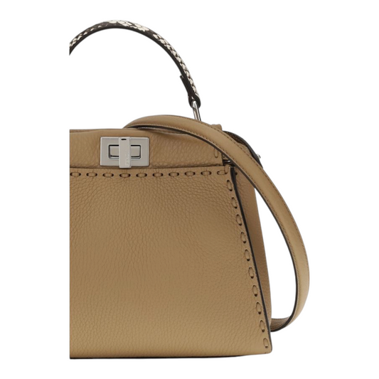 Bolso de mano Fendi Peekaboo Mini en piel de becerro beige con cierre de giro y detalles de XT & Co