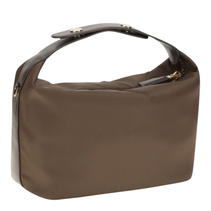 Bolso de mano mini Prada Chérie en color marrón de XT & Co, fabricado en Re-Nylon con detalles de cuero elegante.