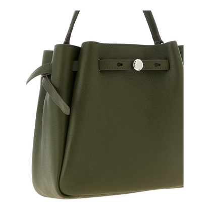 Bolso tipo bucket Romy de XT & Co en piel granulada color verde oliva con detalle de logo Double T en perno plateado.