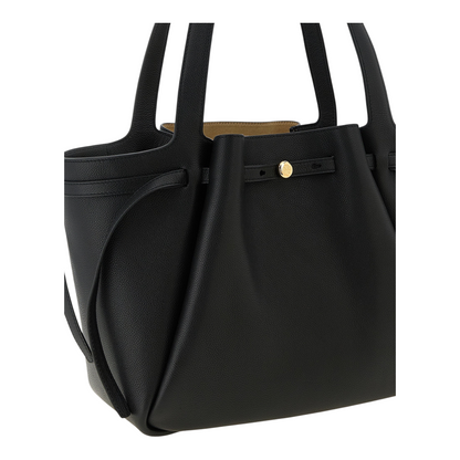 Bolso tote Romy de XT & Co en piel granulada negra con asas integradas y detalle de placa con logo dorado frontal