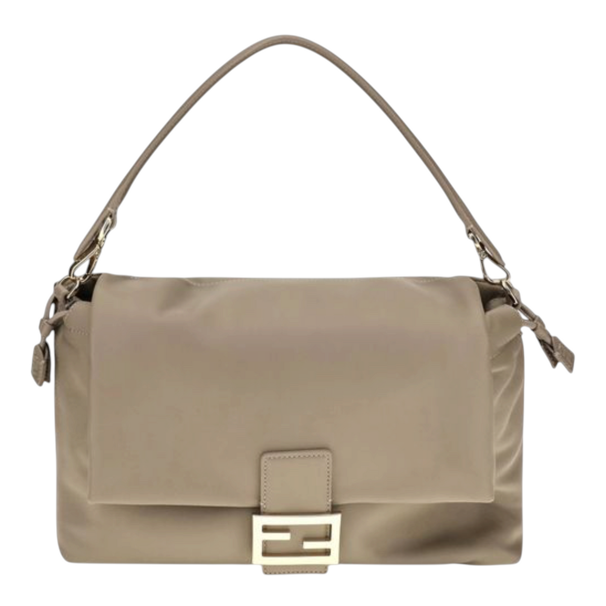 Bolso Baguette Soft Medium de XT & Co en piel nappa beige con cierre magnético y asa extraíble.