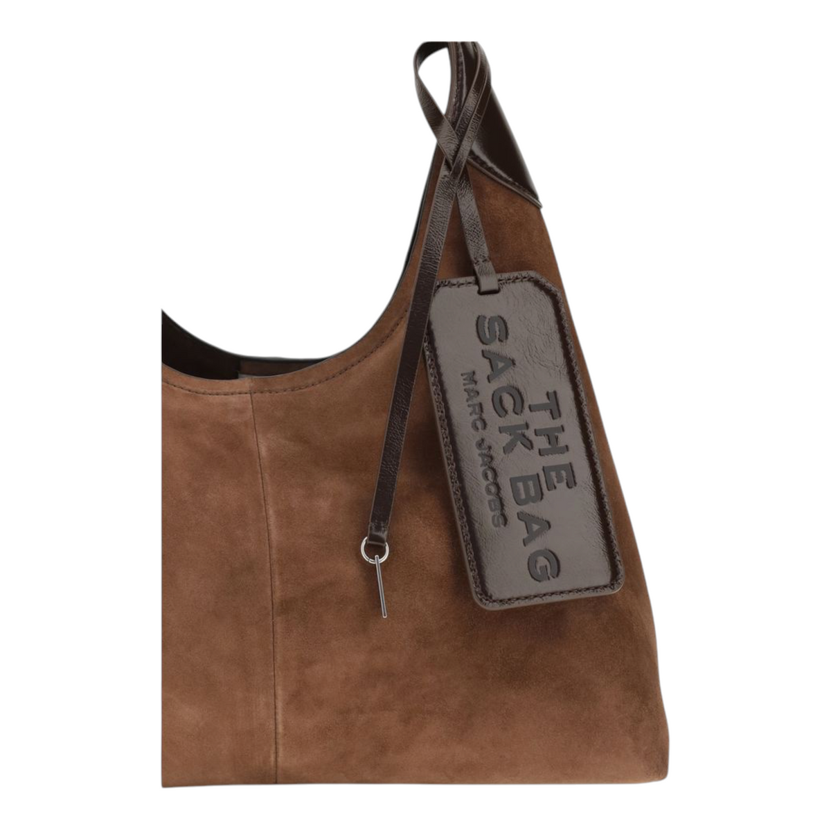 Bolso The Belted Sack de XT & Co en ante marrón suave con etiqueta de equipaje grande y detalles de cuero