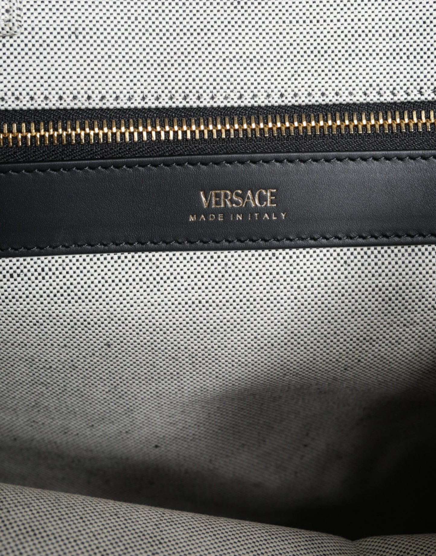 Versace White Leather Tote Bag - XT & Co