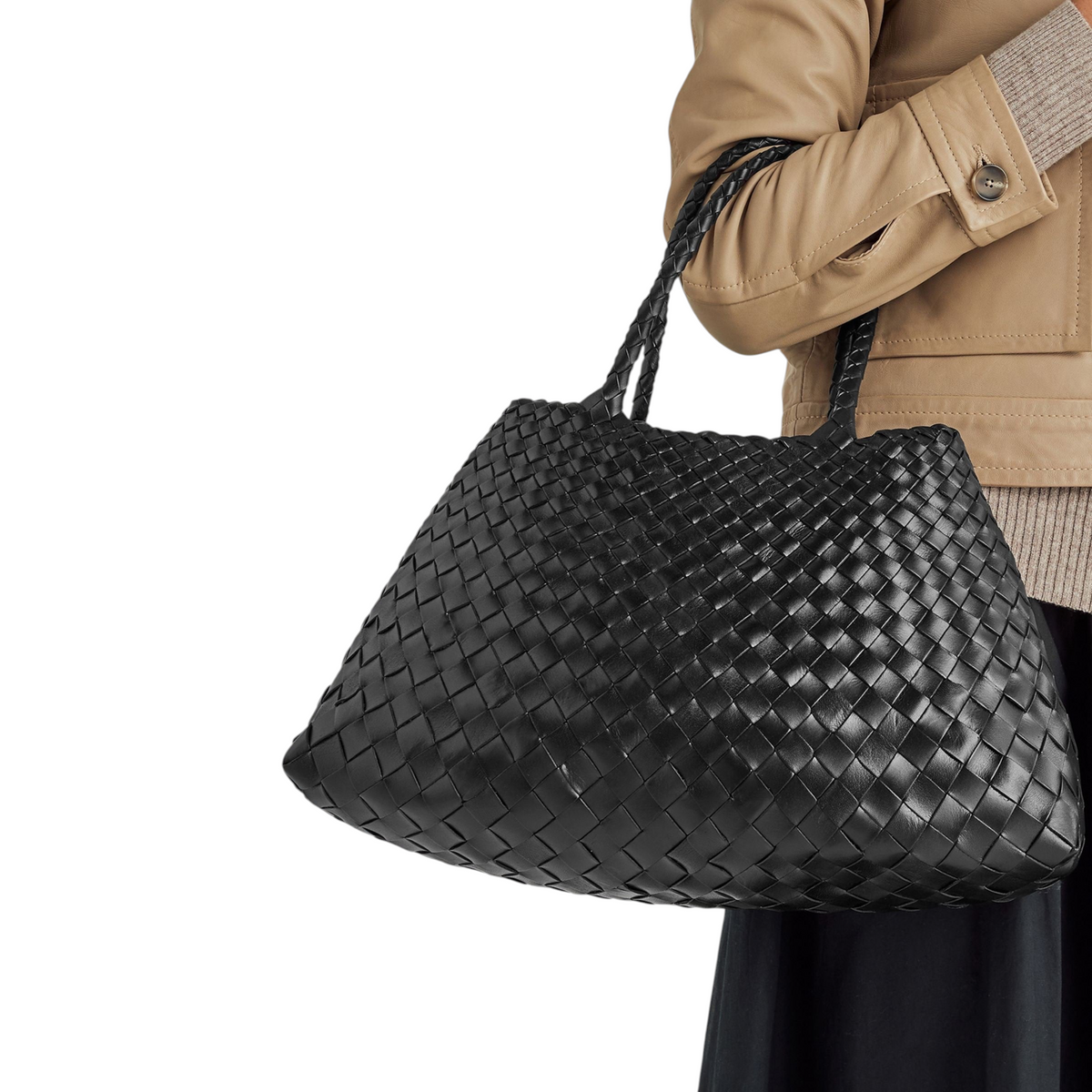 Bolso de mano Dragon Diffusion Santa Croce en piel de becerro negra trenzada a mano, de XT & Co