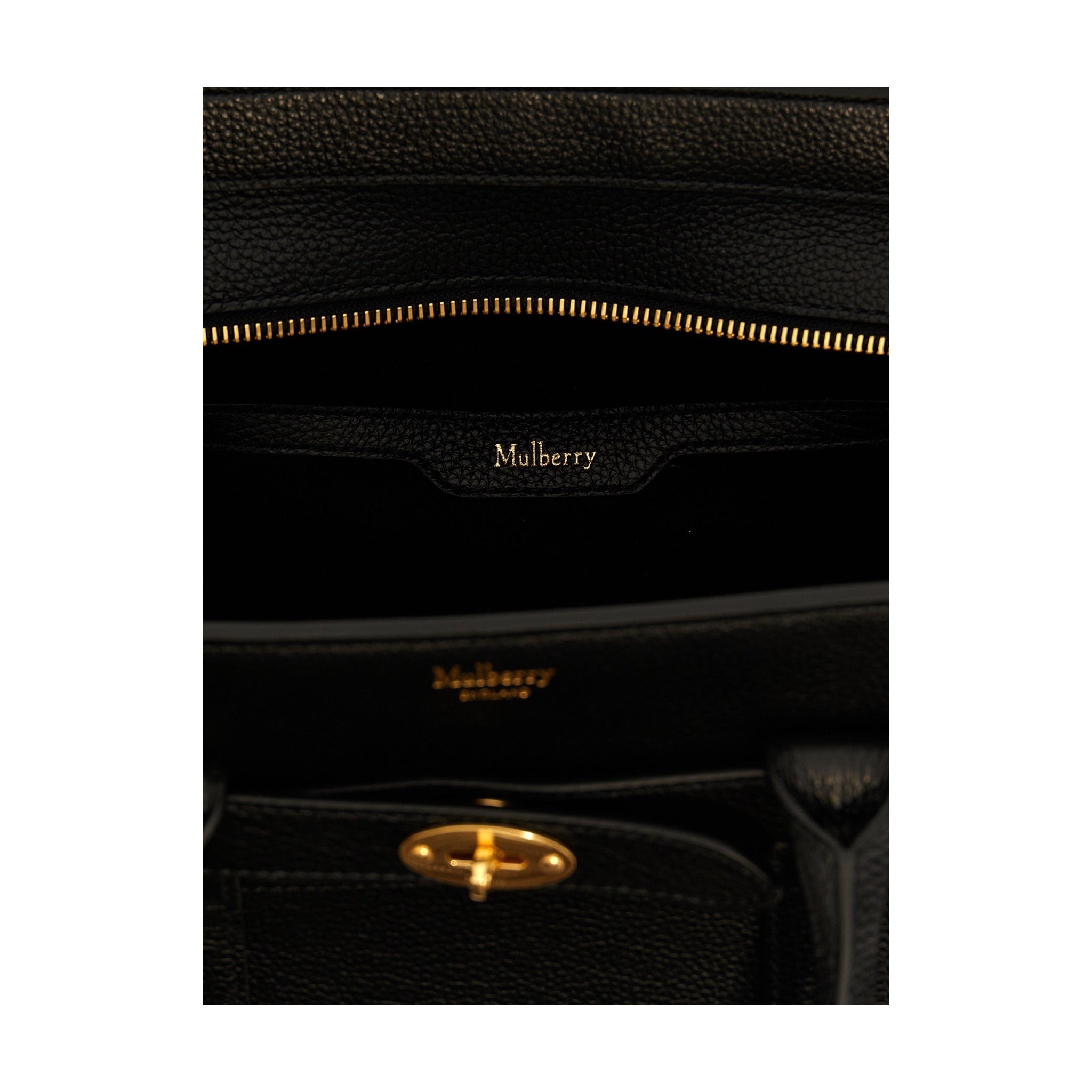 Detalle interior del bolso Mulberry Zipped Bayswater negro de piel de becerro con cierre de cremallera de XT & Co